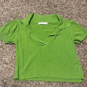 Green crop top